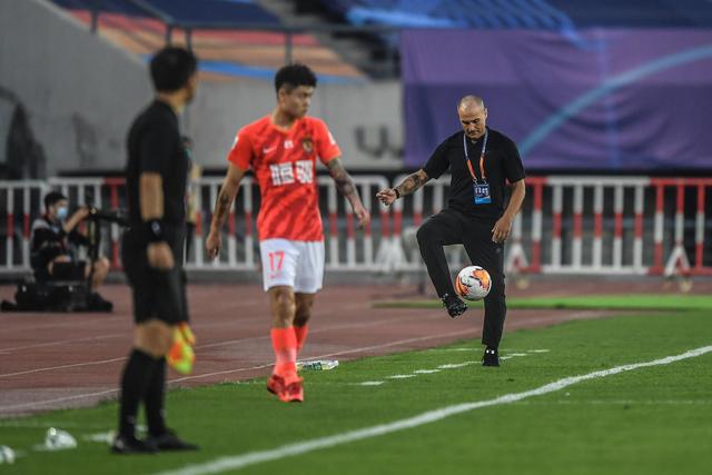 五名西甲球员家中遭窃 安全隐患引发关注